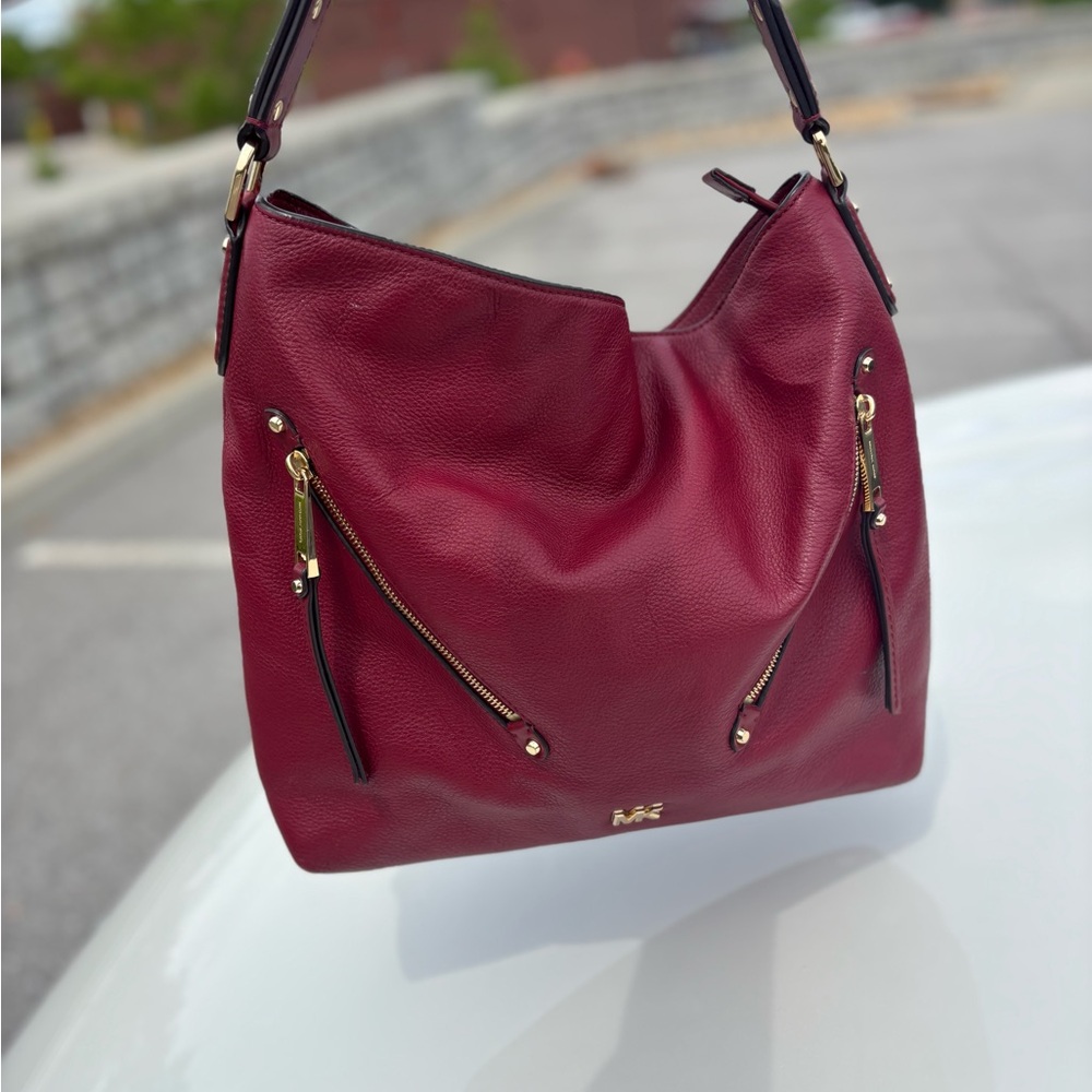 Michael Kors Scarlett Red Leather Evie Shoulder Bag-  Beautiful! - Picture 12 of 13